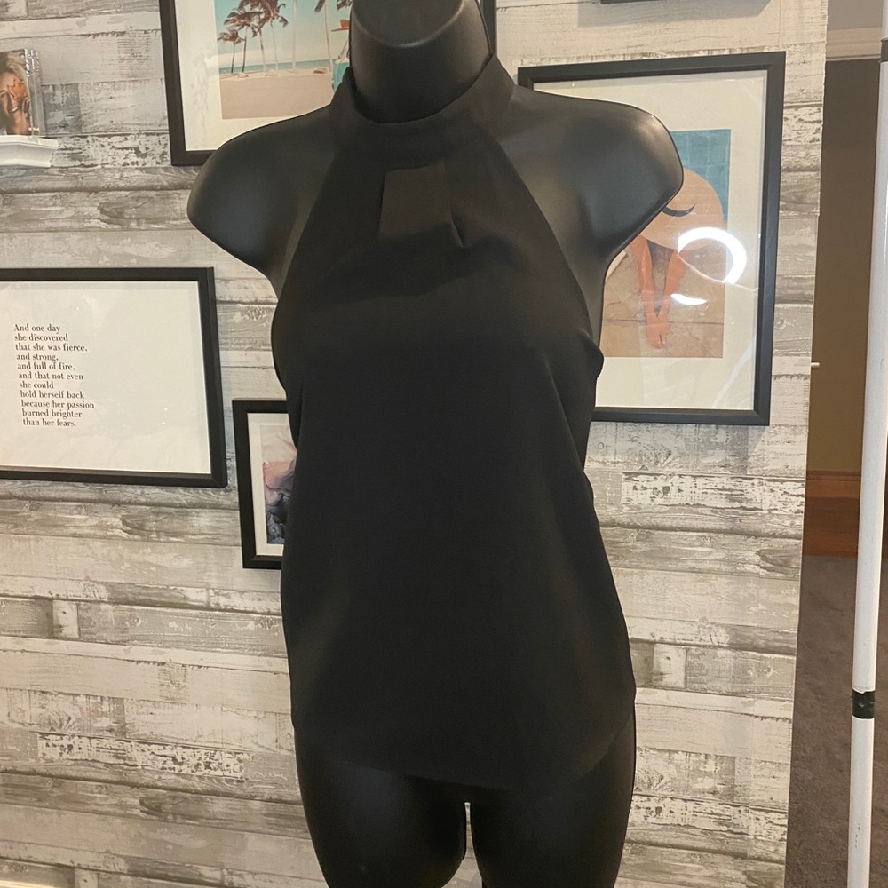 5th Label Black Halter